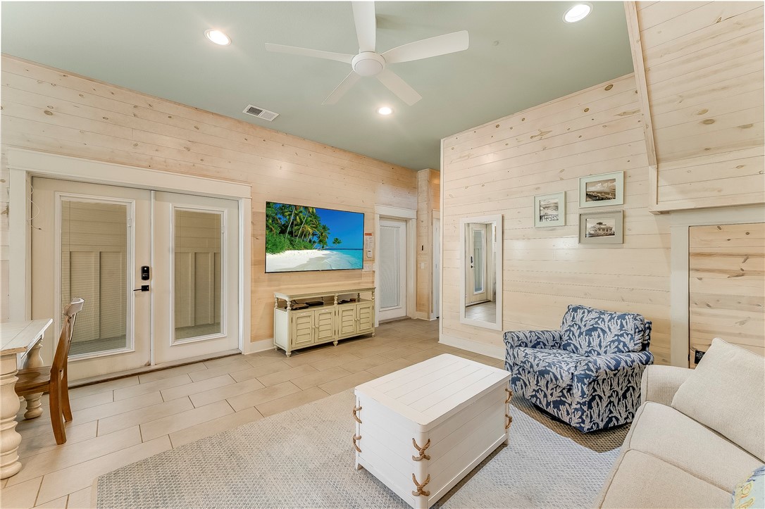 2821 S 11th St 101 Property Photo 10