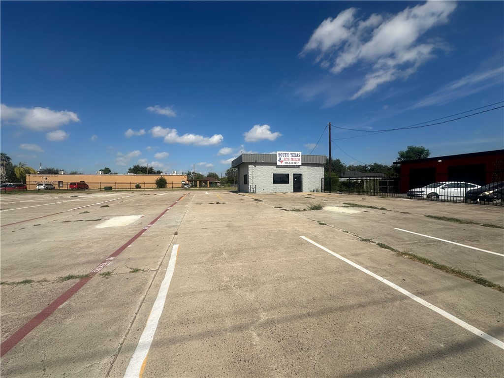 407 N Veterans Blvd