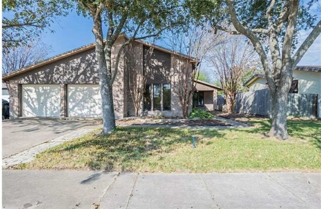 430 Paloma St Property Photo 1