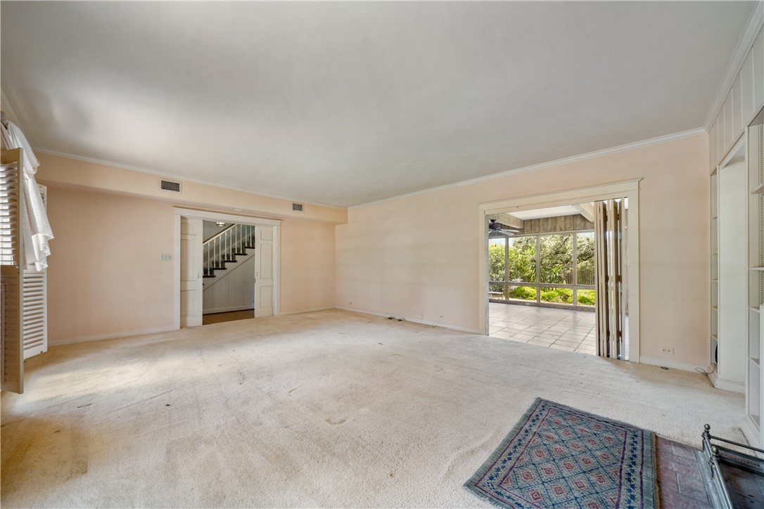 722 W Lee Ave Property Photo 5