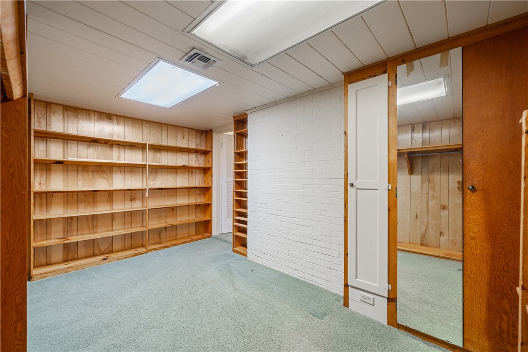 722 W Lee Ave Property Photo 27