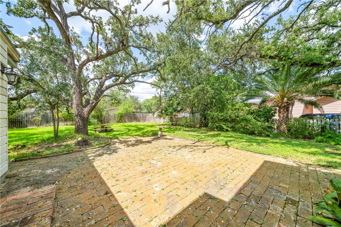 722 W Lee Ave Property Photo 35