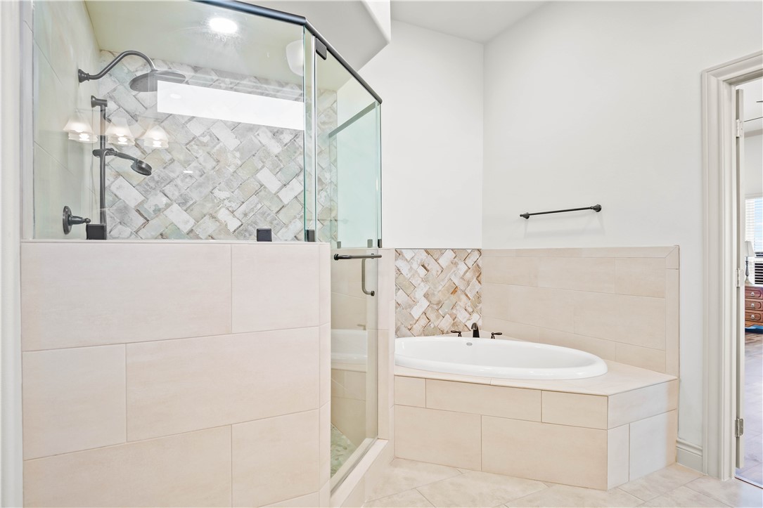 129 Bikini Dr Property Photo 24