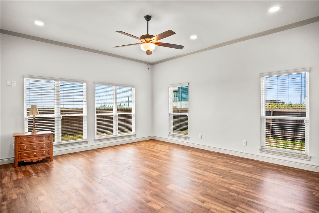 129 Bikini Dr Property Photo 26