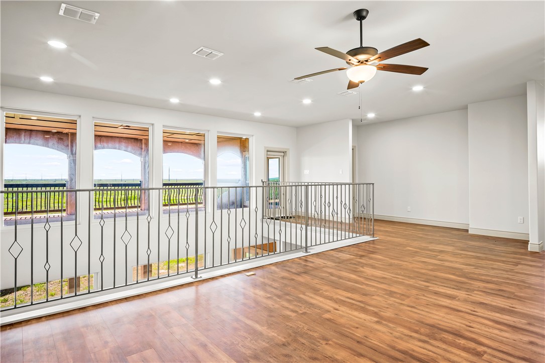 129 Bikini Dr Property Photo 27