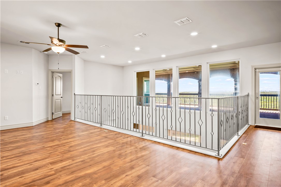 129 Bikini Dr Property Photo 36