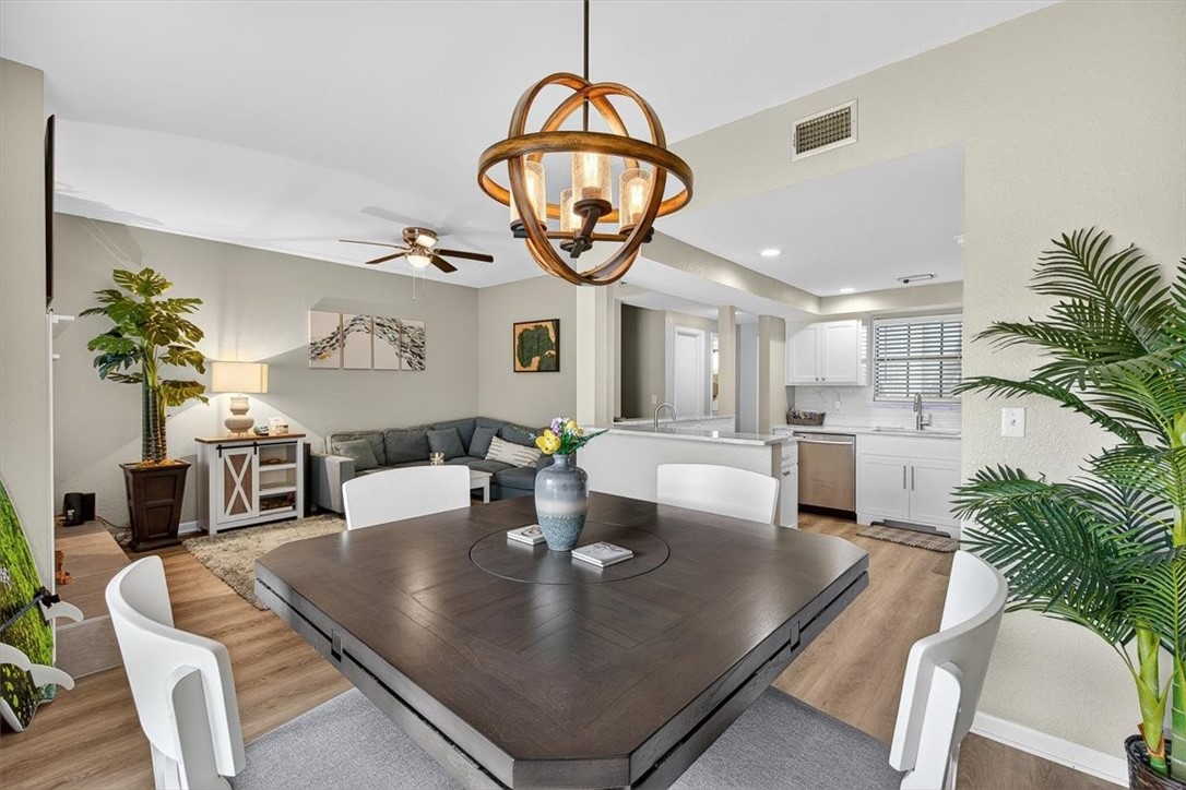 210 Oak Bay St 504 Property Photo 19