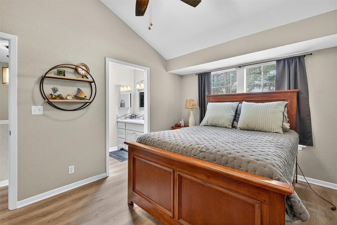 210 Oak Bay St 504 Property Photo 25