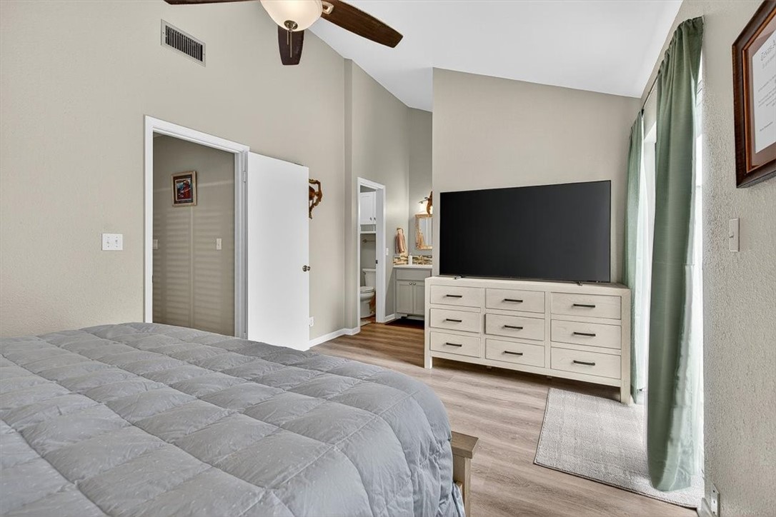 210 Oak Bay St 504 Property Photo 31