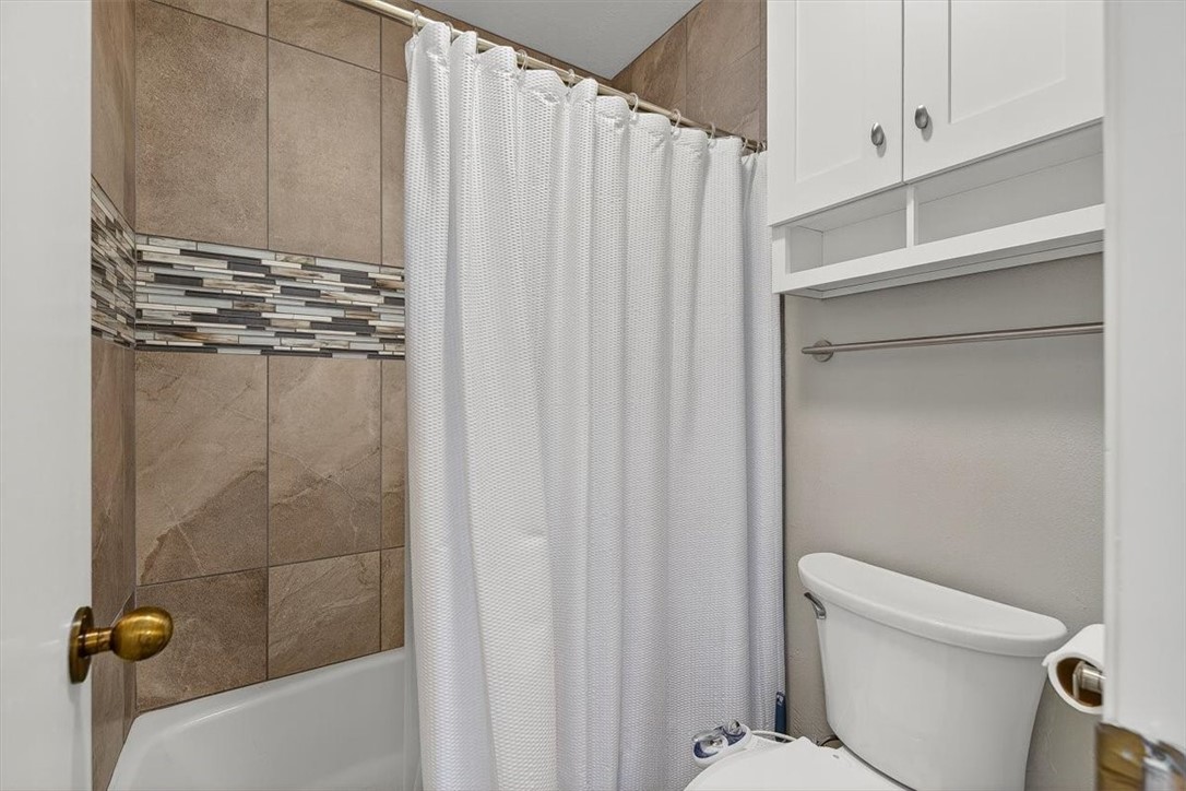 210 Oak Bay St 504 Property Photo 34