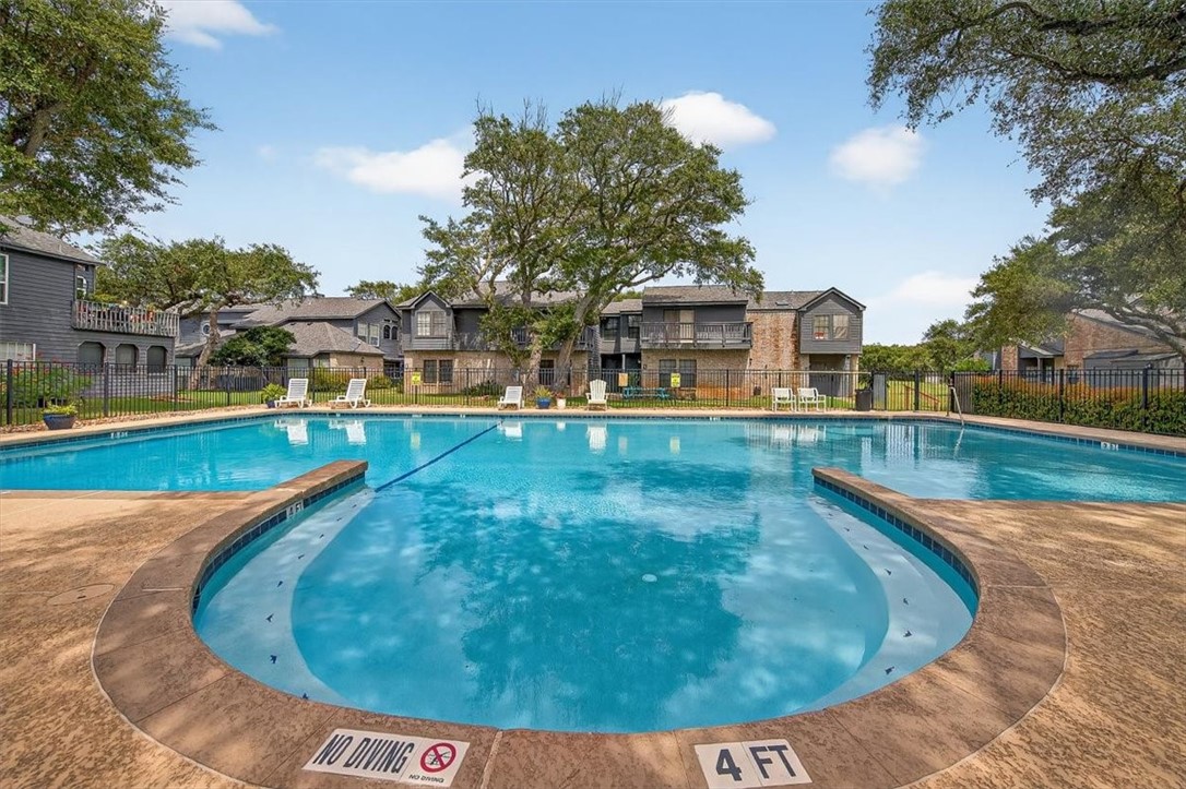 210 Oak Bay St 504 Property Photo 37