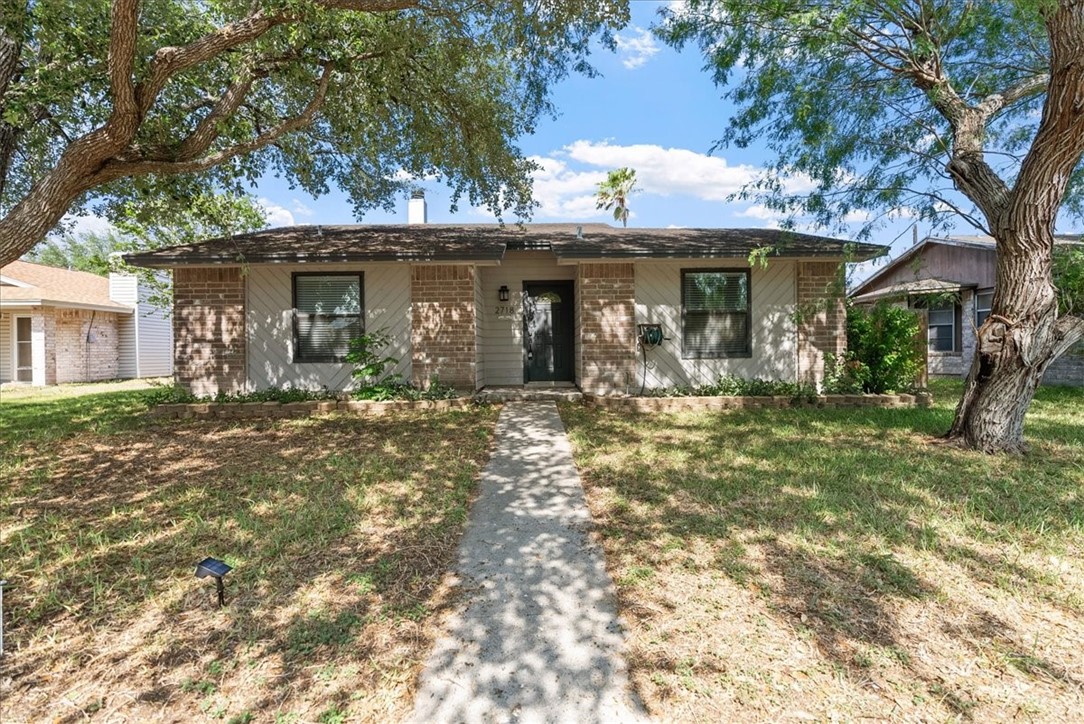 2718 Wind Rock Dr Property Photo 1