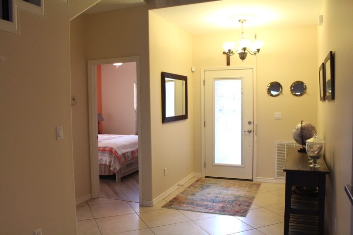 3 Olde Towne Lane Property Photo 5