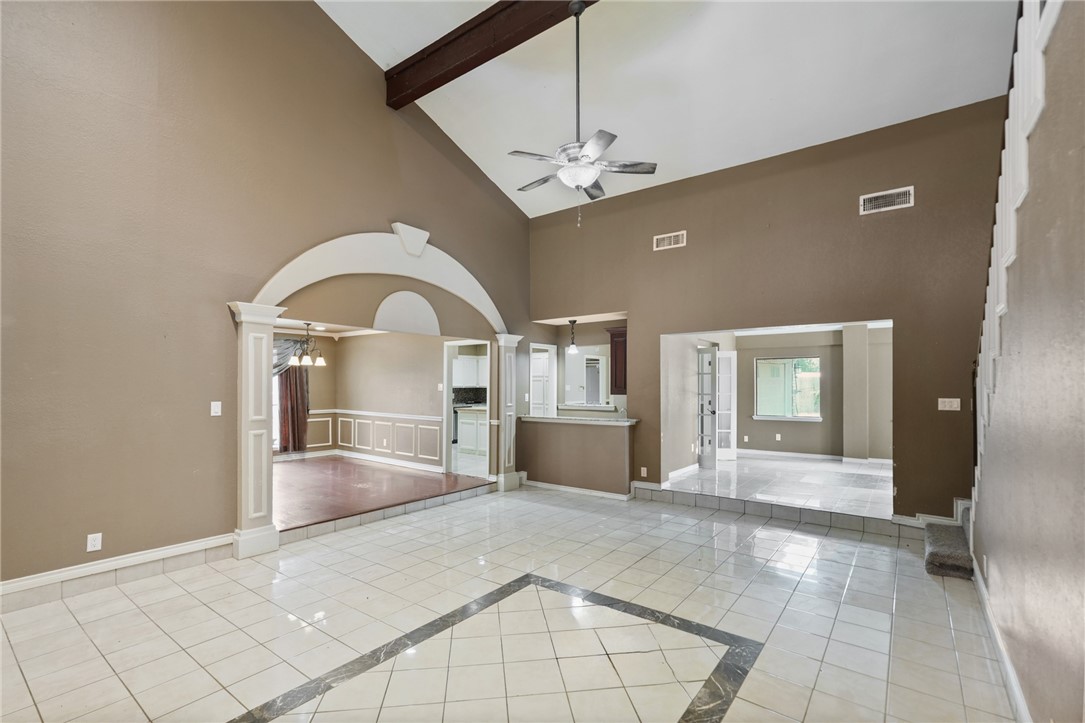 5301 Pheasant Property Photo 6