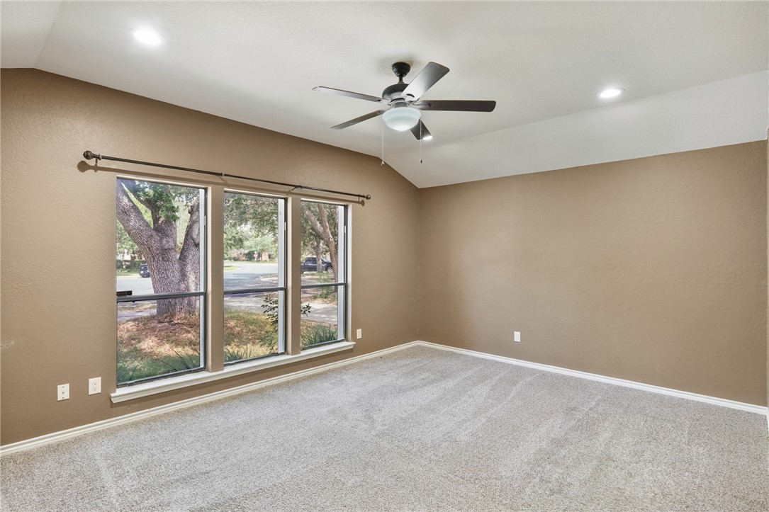 5301 Pheasant Property Photo 12