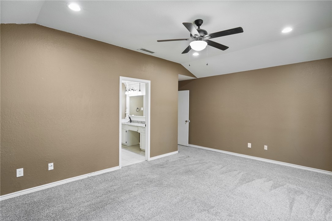 5301 Pheasant Property Photo 13