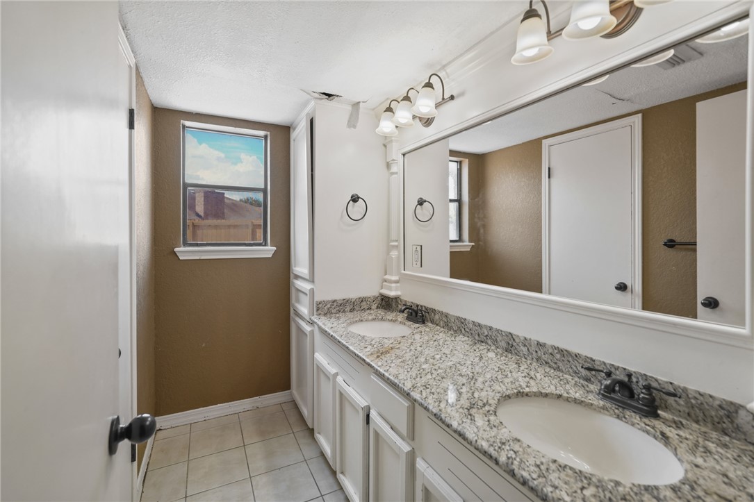 5301 Pheasant Property Photo 17