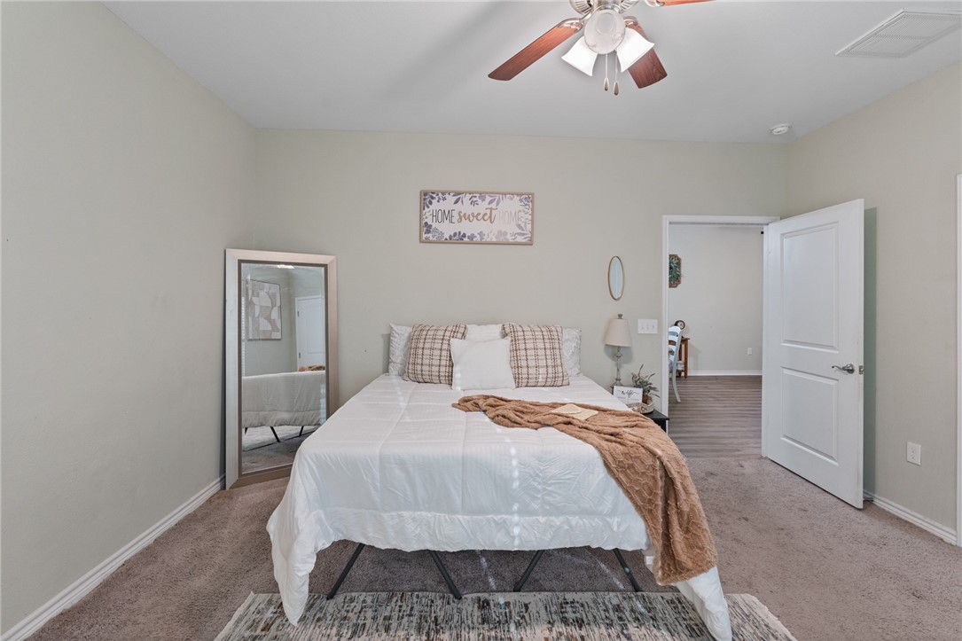 4929 Valley Stream Dr Property Photo 11