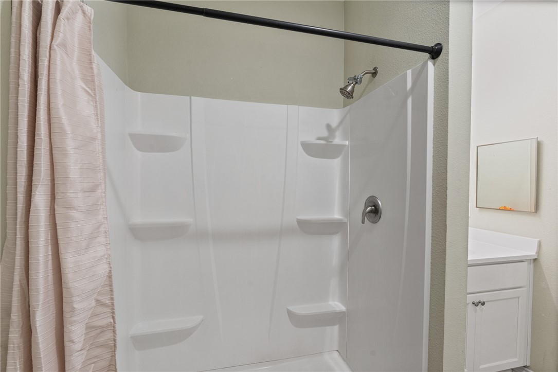 4929 Valley Stream Dr Property Photo 15