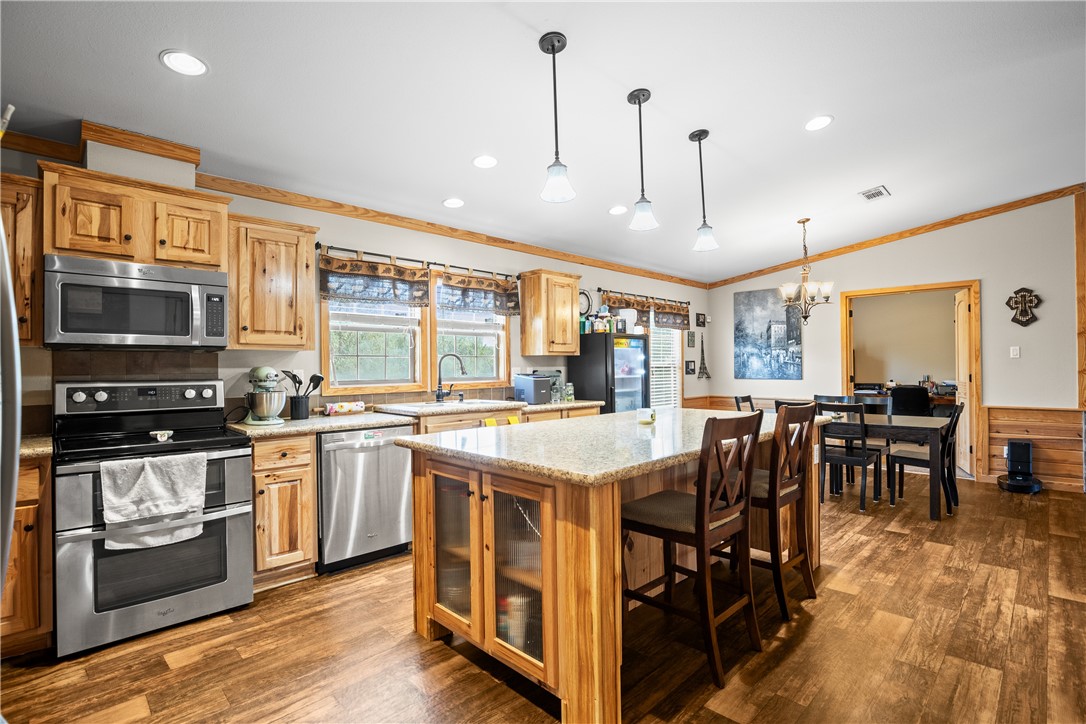 315 Austin St Property Photo 2