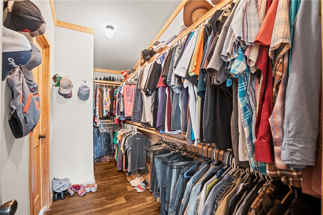 315 Austin St Property Photo 17