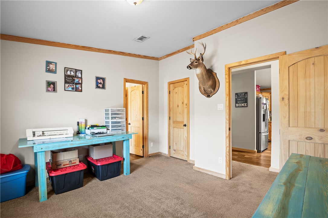 315 Austin St Property Photo 21