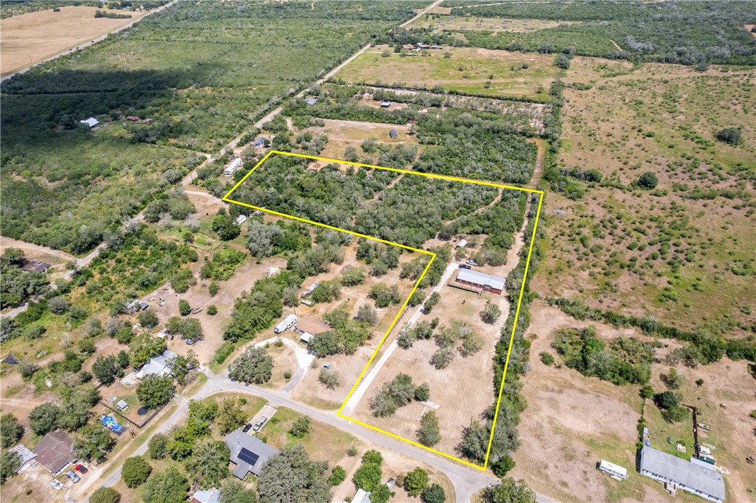 315 Austin St Property Photo 31