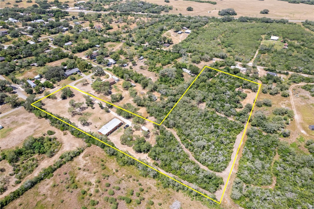 315 Austin St Property Photo 32