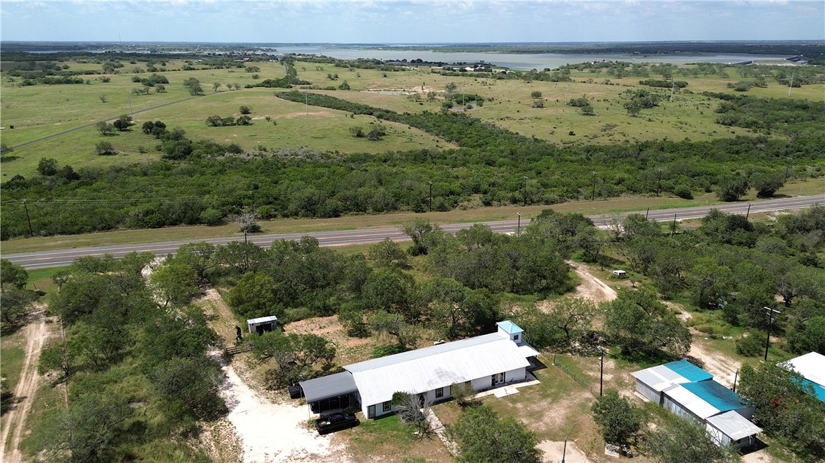 12318 Highway 359 Property Photo 2