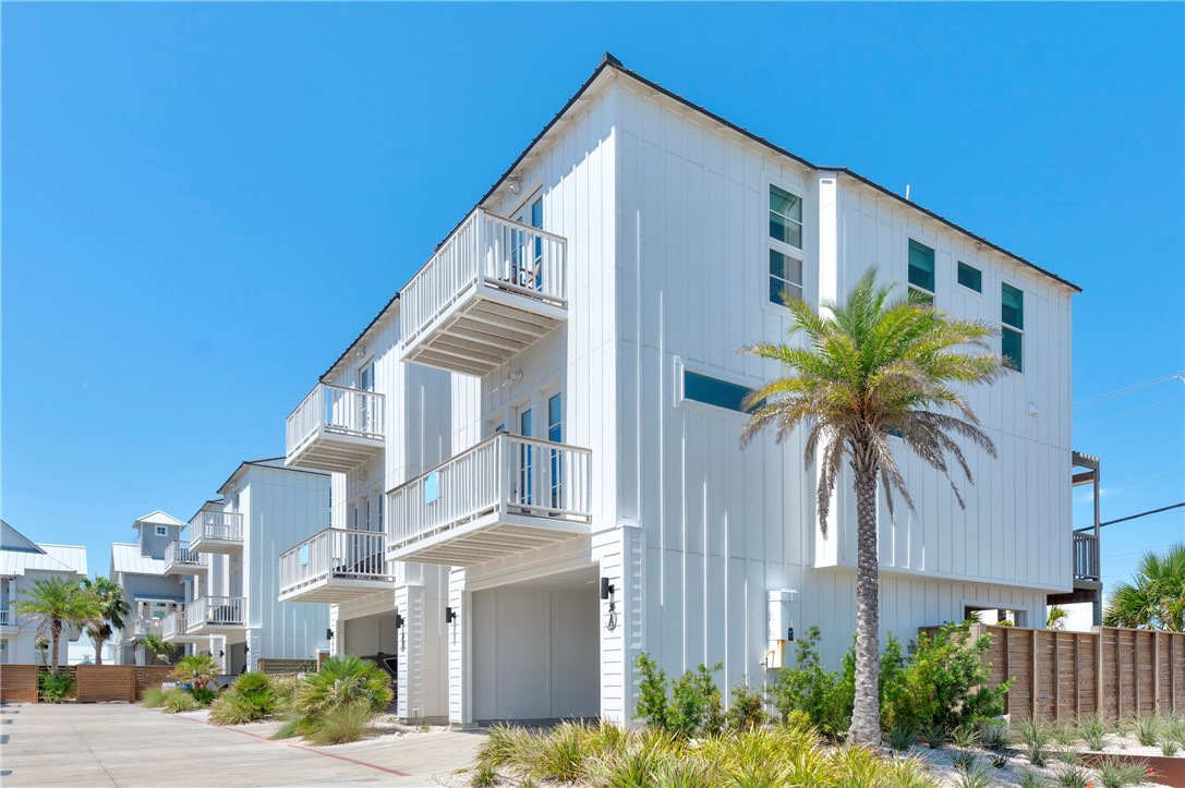 4885 State Hwy 361 Property Photo 2