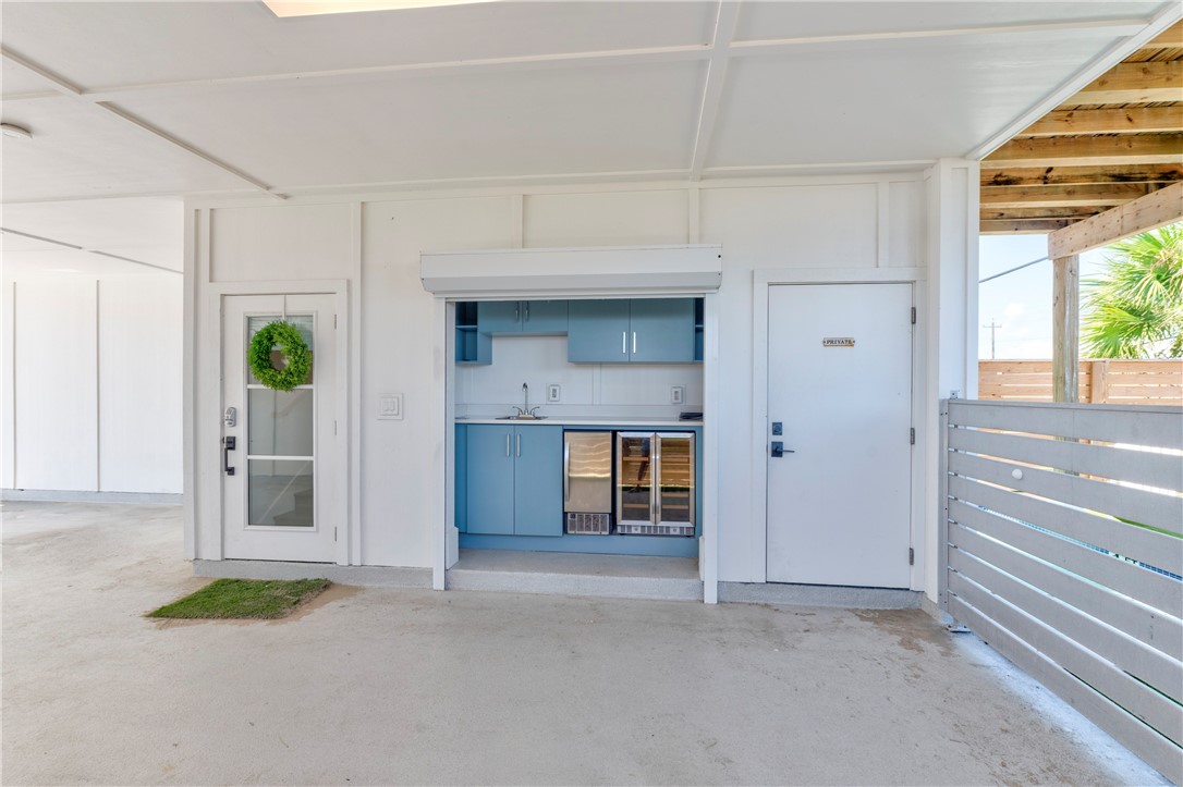 4885 State Hwy 361 Property Photo 3