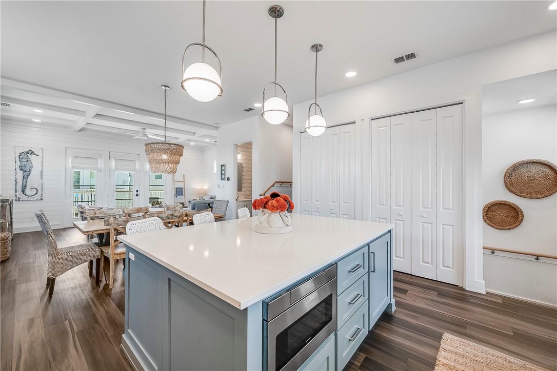 4885 State Hwy 361 Property Photo 7