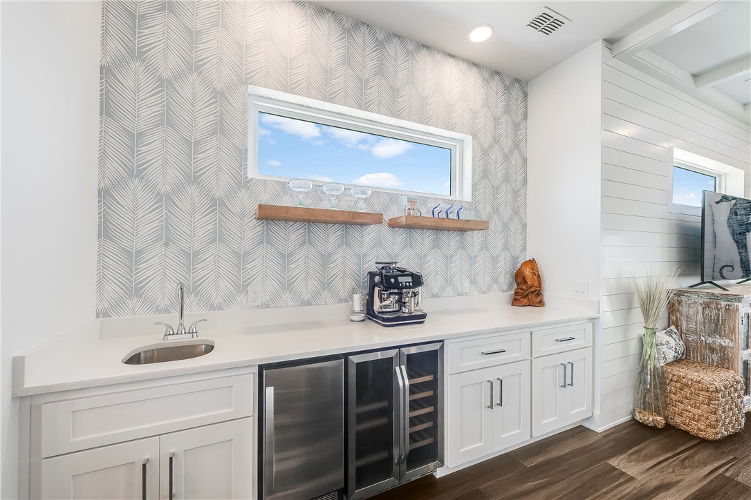 4885 State Hwy 361 Property Photo 9