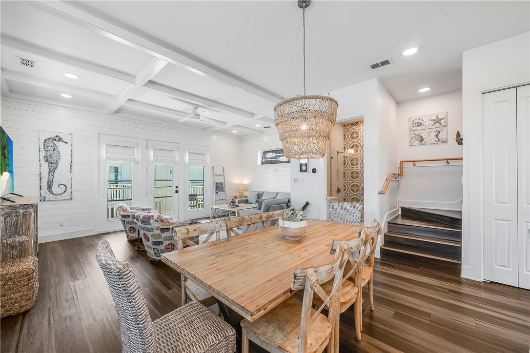 4885 State Hwy 361 Property Photo 10