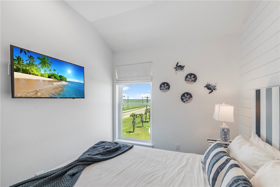 4885 State Hwy 361 Property Photo 25