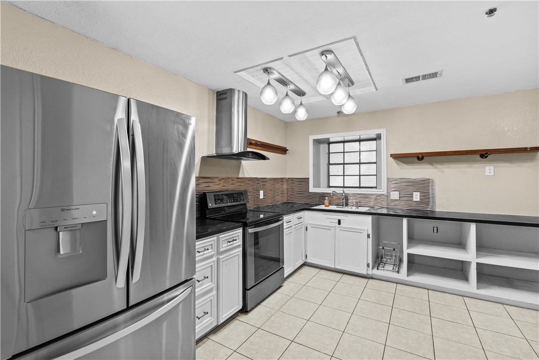 6133 Cumberland Circ Property Photo 11