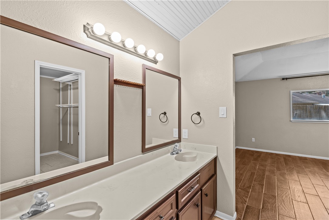 6133 Cumberland Circ Property Photo 21