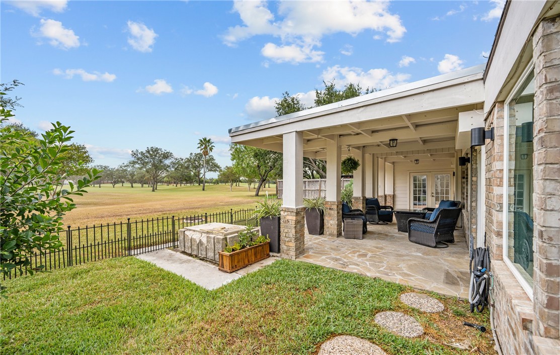 6113 Lost Creek Dr Property Photo 28