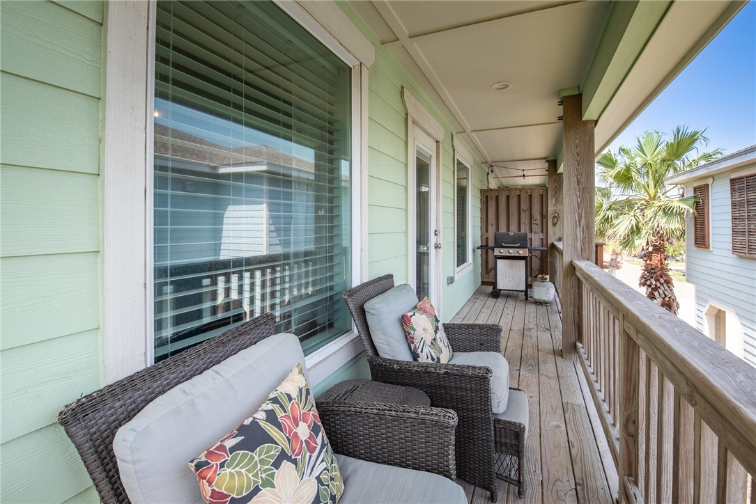 247 W Roberts Ave 11d Property Photo 29