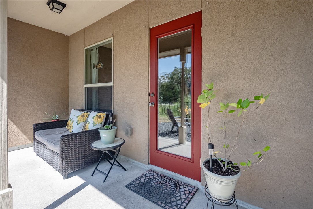 401 Inverrary Dr 36 Property Photo 20