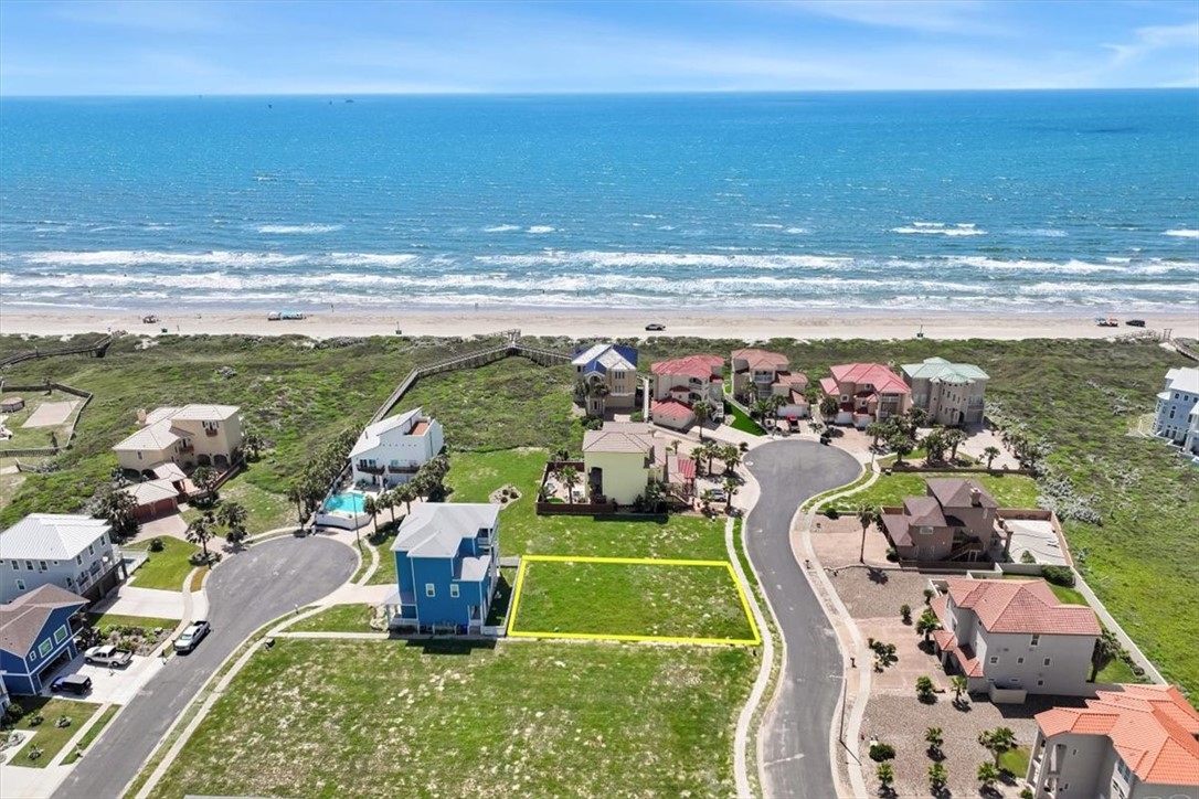 122 Sea Air Lane Property Photo 2
