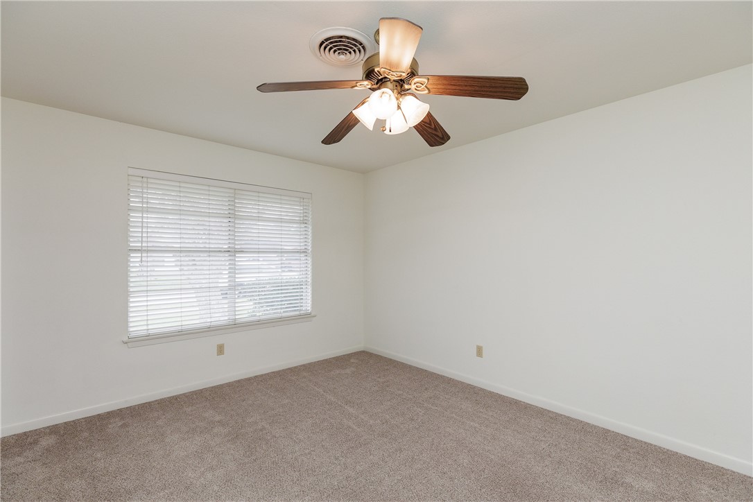 3713 Bentwood Property Photo 4