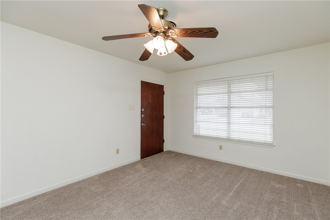 3713 Bentwood Property Photo 5