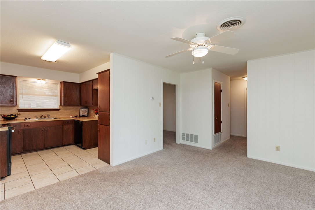 3713 Bentwood Property Photo 8