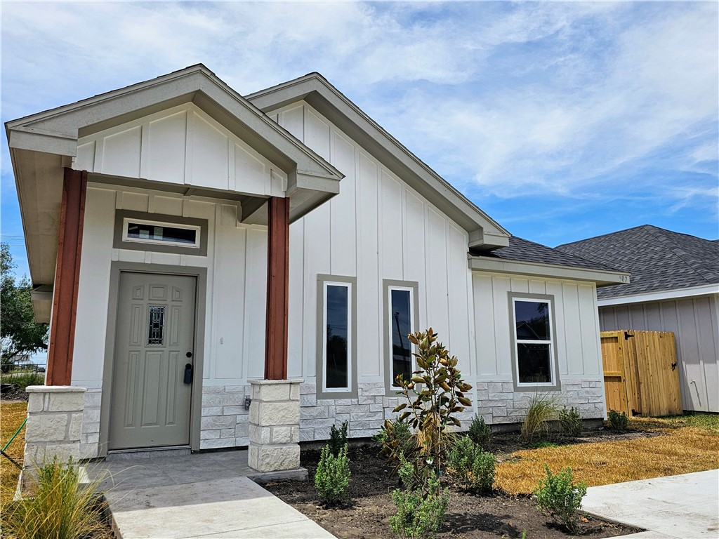 507 W Ragland Property Photo 1