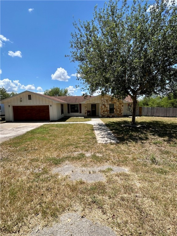 2485 Oak Bend Property Photo 1