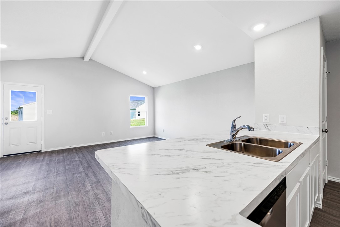 3601 Rebecca Property Photo 6