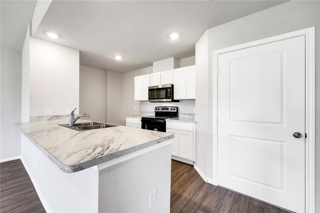 3614 Perry Property Photo 7