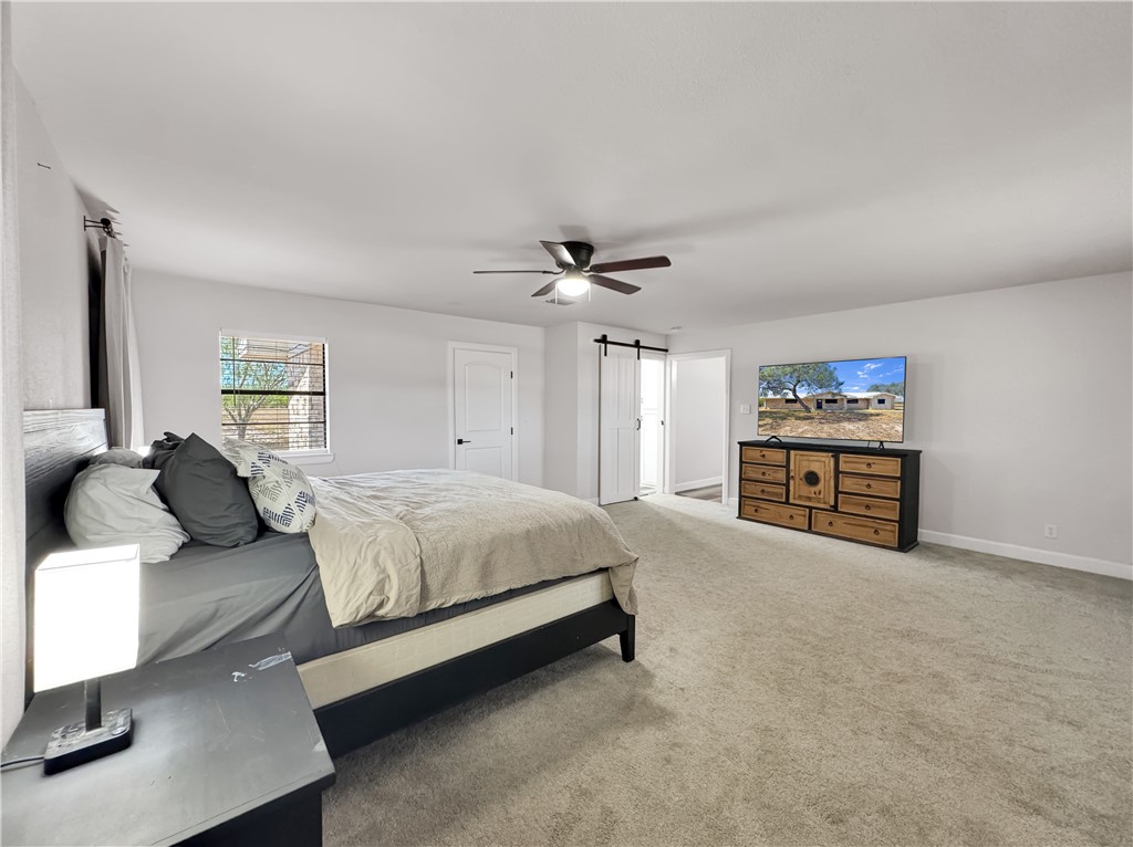 130 County Road 3211 Property Photo 17