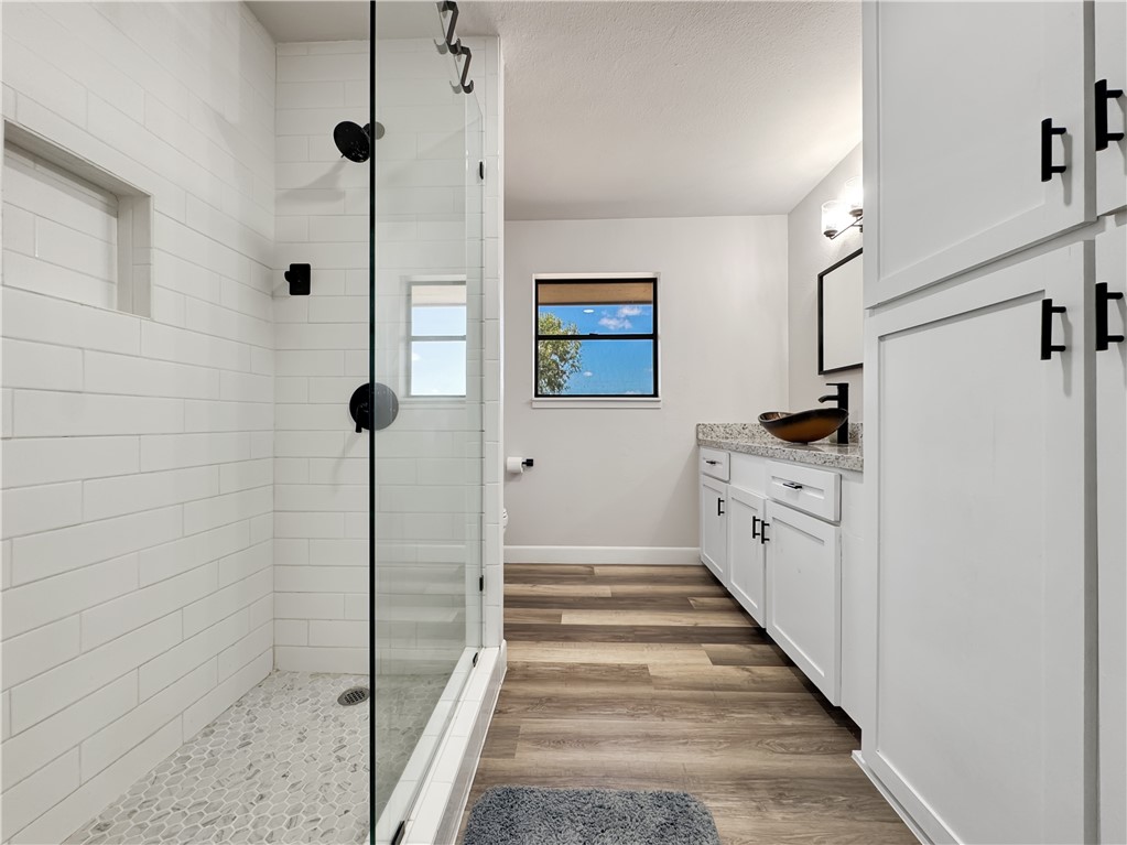 130 County Road 3211 Property Photo 18